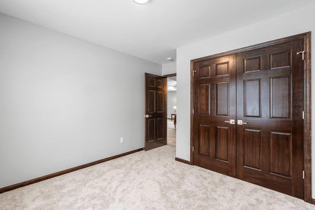 1825 SOUTHLAND LANE, New London, WI 54961