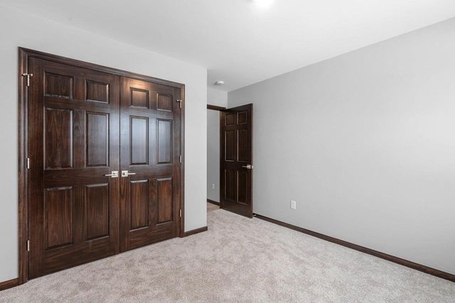 1825 SOUTHLAND LANE, New London, WI 54961