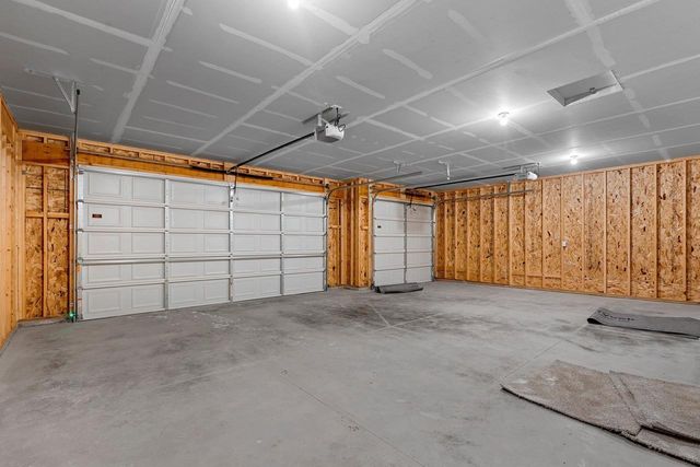 1825 SOUTHLAND LANE, New London, WI 54961