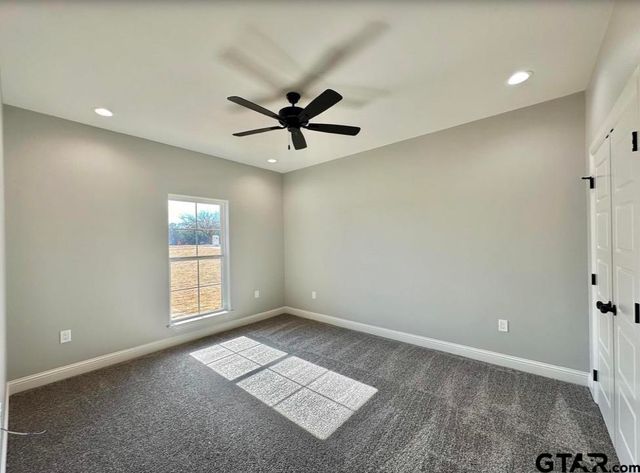 349 Brooks Dr, Gladewater, TX 75647