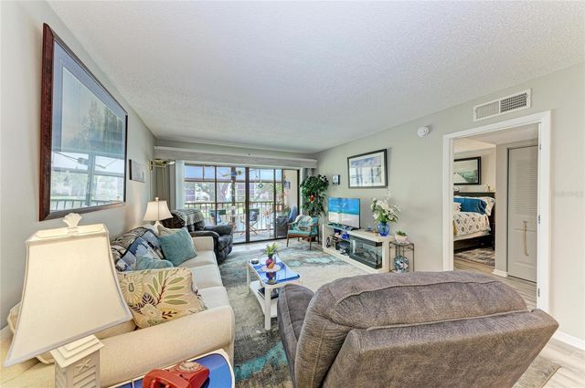 625 30TH AVENUE W G203, Bradenton, FL 34205