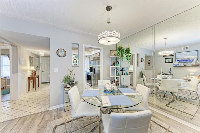 625 30TH AVENUE W G203, Bradenton, FL 34205