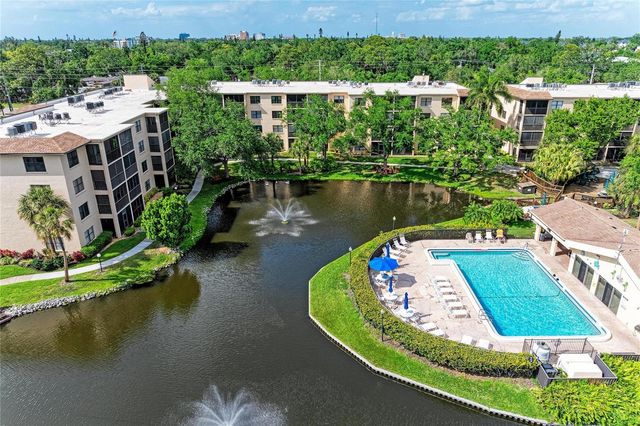 625 30TH AVENUE W G203, Bradenton, FL 34205