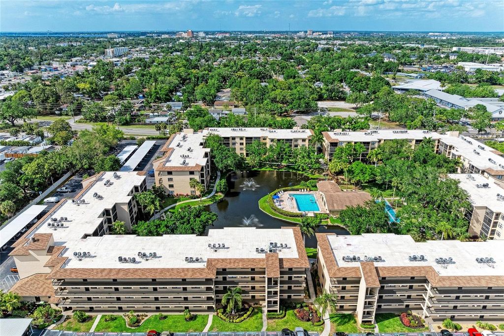 625 30TH AVENUE W G203, Bradenton, FL 34205