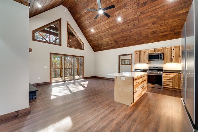 397 Kennelly Loop, Murphy, NC 28906