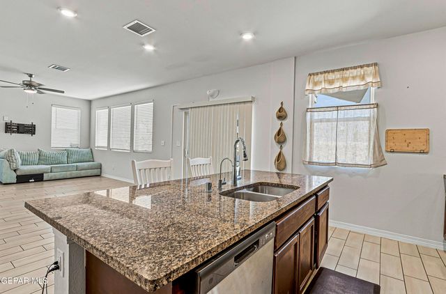 10620 HIDDEN ARCH Place, El Paso, TX 79924