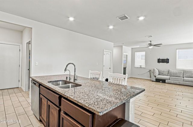 10620 HIDDEN ARCH Place, El Paso, TX 79924