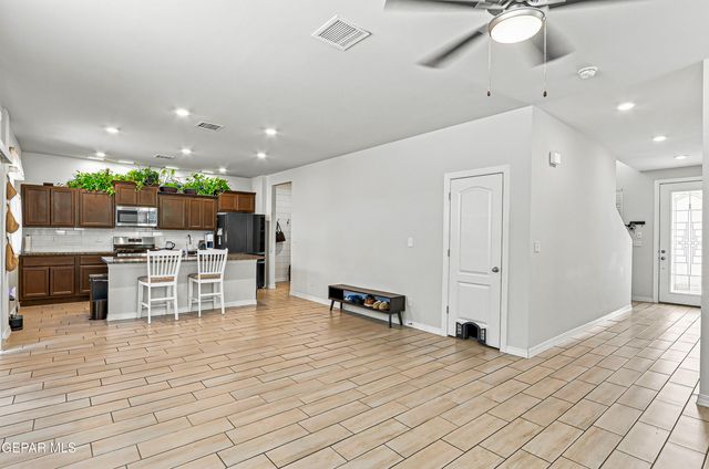10620 HIDDEN ARCH Place, El Paso, TX 79924