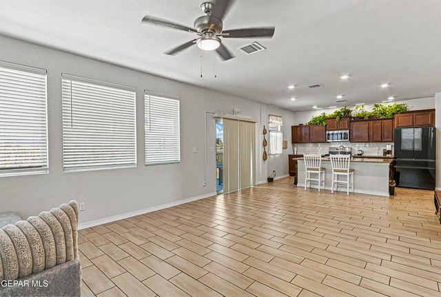 10620 HIDDEN ARCH Place, El Paso, TX 79924