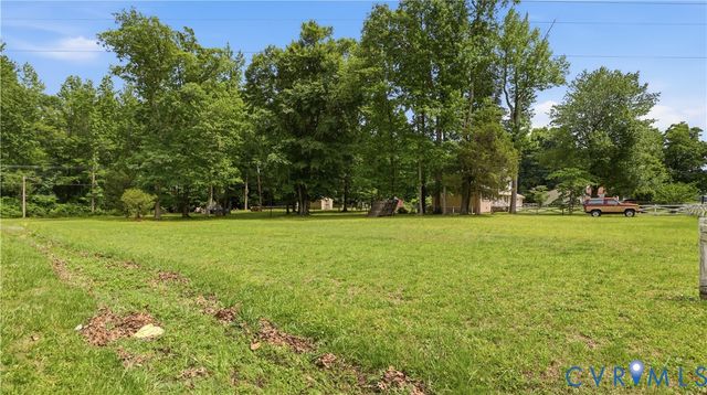 2915 Lakeside Dr, Prince George, VA 23875