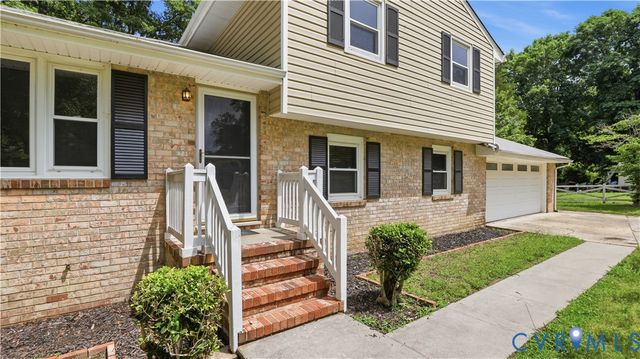 2915 Lakeside Dr, Prince George, VA 23875