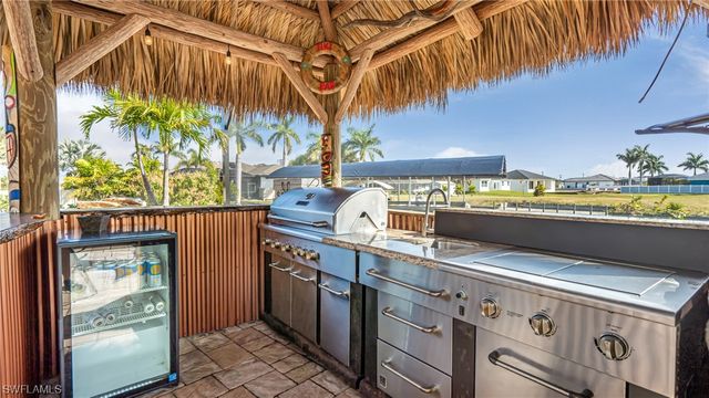 101 SW 39th PL, Cape Coral, FL 33991