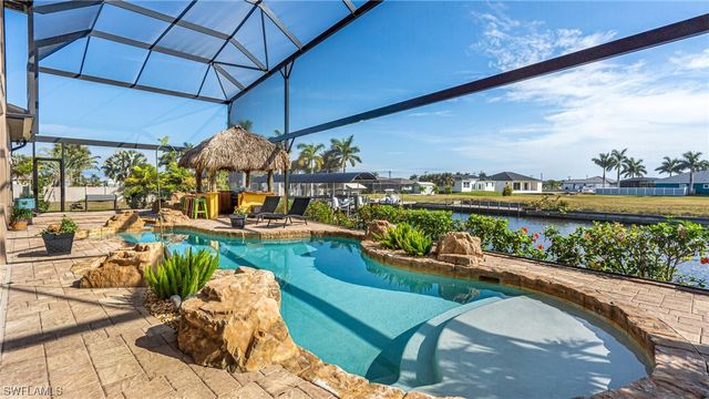 101 SW 39th PL, Cape Coral, FL 33991