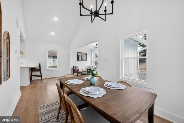 210 RIDGE AVE, Blackwood, NJ 08012