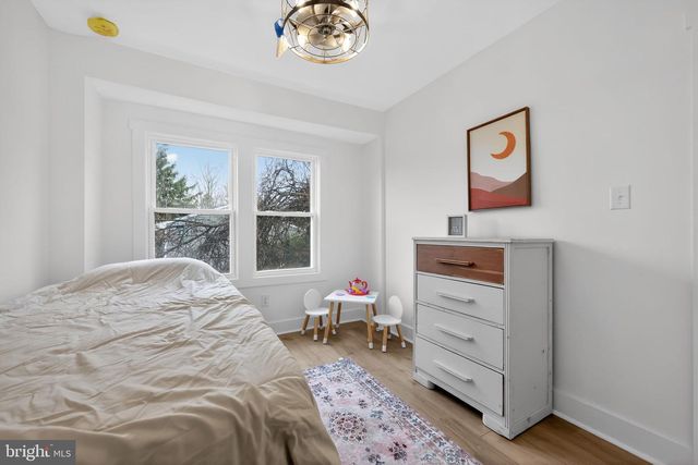 210 RIDGE AVE, Blackwood, NJ 08012