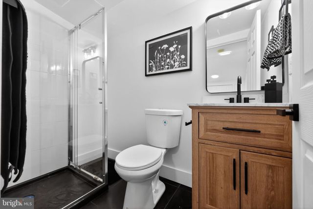 210 RIDGE AVE, Blackwood, NJ 08012