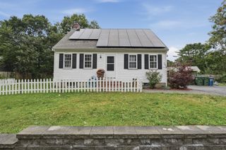 19 Louise Lane, East Falmouth, MA 02536