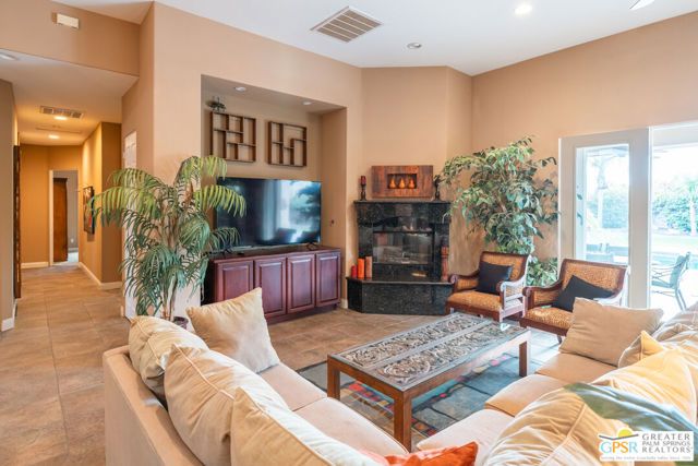 110 Rancho Vista Lane, Rancho Mirage, CA 92270