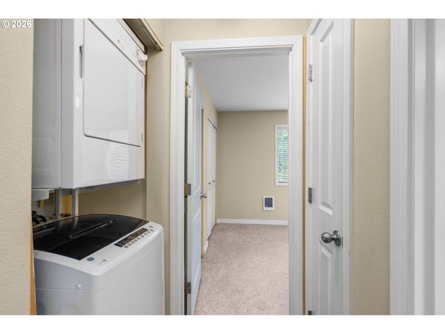 13320 Sw ALLEN Blvd 206, Beaverton, OR 97005
