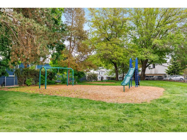 13320 Sw ALLEN Blvd 206, Beaverton, OR 97005