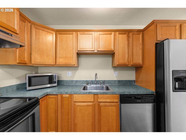 13320 Sw ALLEN Blvd 206, Beaverton, OR 97005