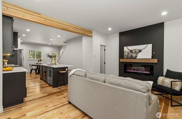 2816 Callow Road, Lake Stevens, WA 98258