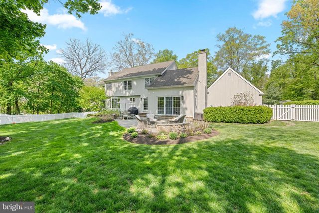 725 S ROBERTS RD, Bryn Mawr, PA 19010