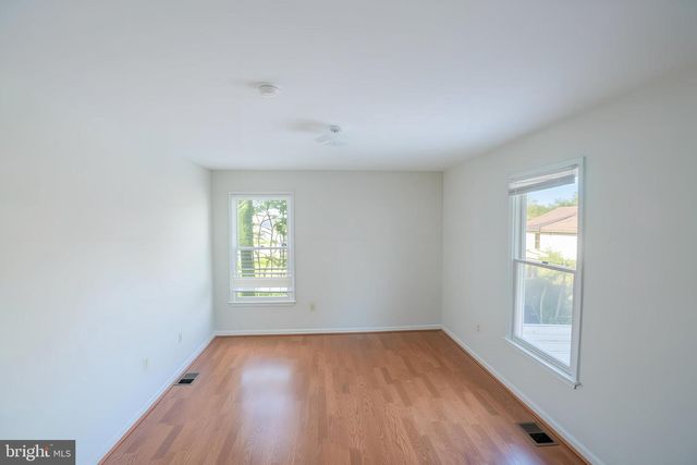 8729 36TH AVE, College Park, MD 20740