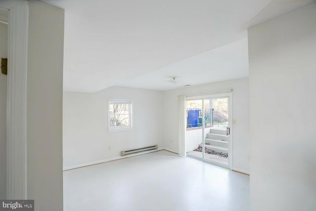 8729 36TH AVE, College Park, MD 20740