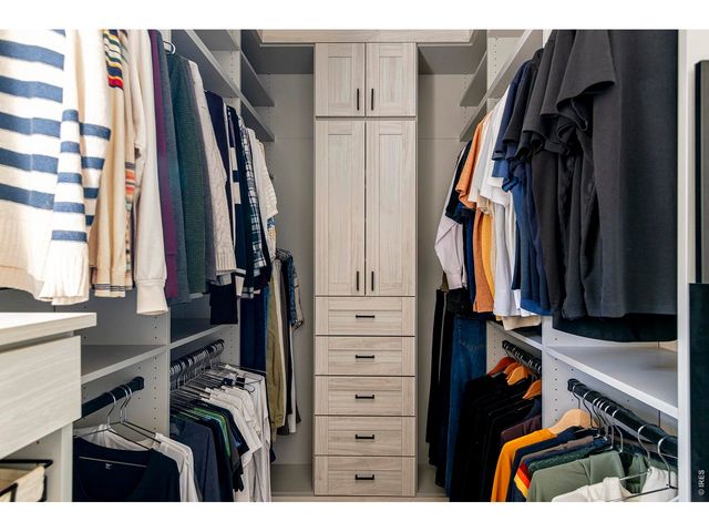 1001 Boxelder Cir, Longmont, CO 80503