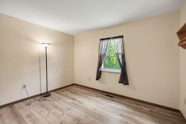 19 Valeside Drive, Covington, KY 41017