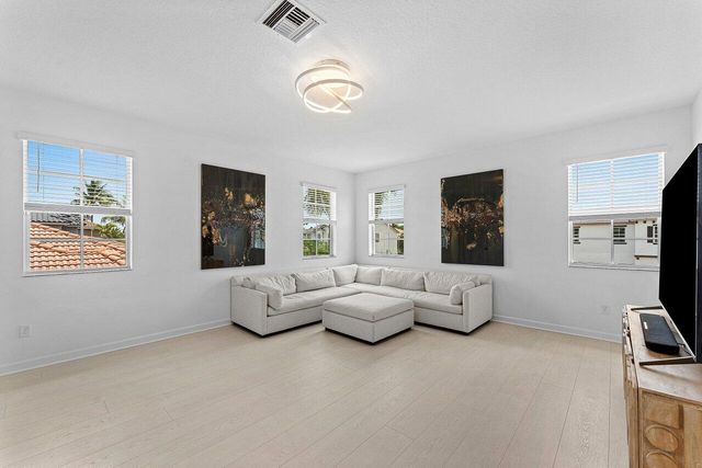 9298 Pearch Lane, Boynton Beach, FL 33437