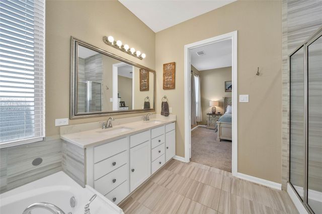 120 Buckeye Drive, Montgomery, TX 77316