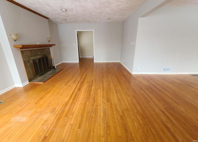 402 W Perkins Street, Hartford City, IN 47348