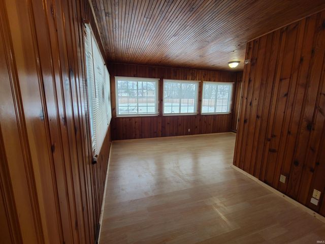 402 W Perkins Street, Hartford City, IN 47348