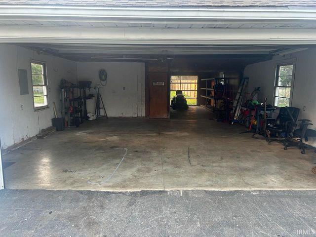 402 W Perkins Street, Hartford City, IN 47348