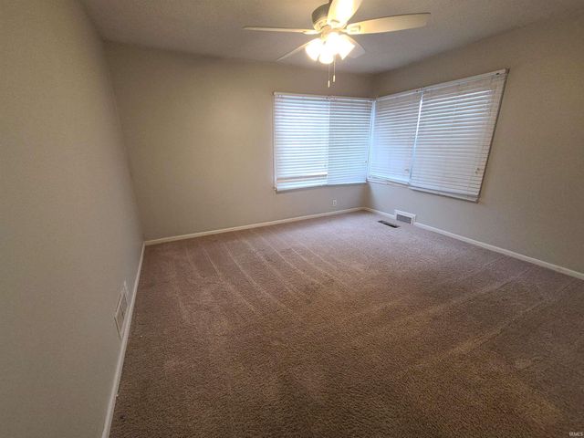 402 W Perkins Street, Hartford City, IN 47348