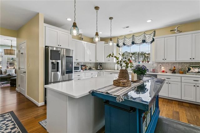 5 Dove Point TRL, Poquoson, VA 23662