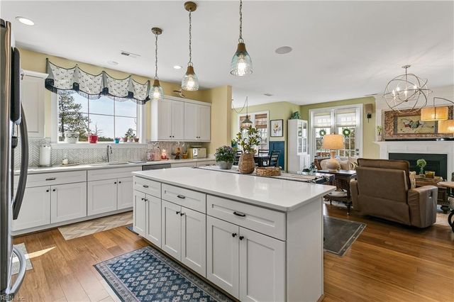 5 Dove Point TRL, Poquoson, VA 23662