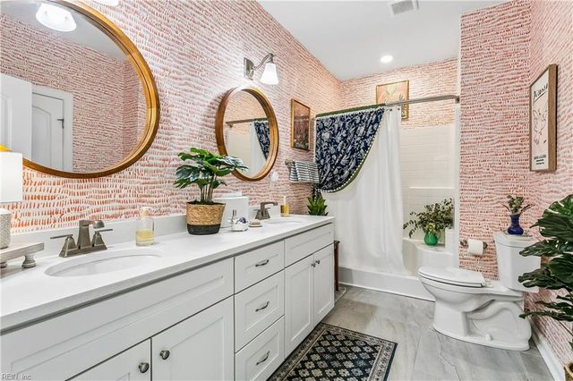 5 Dove Point TRL, Poquoson, VA 23662