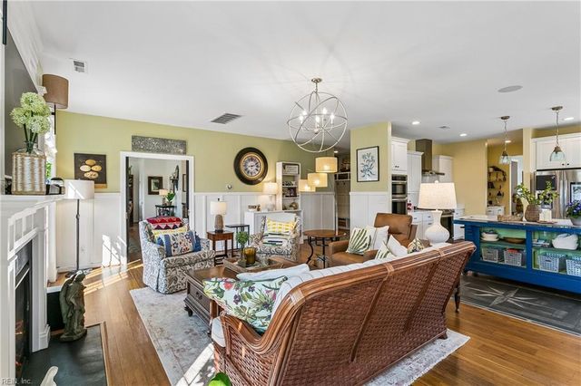 5 Dove Point TRL, Poquoson, VA 23662