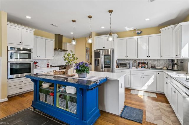 5 Dove Point TRL, Poquoson, VA 23662