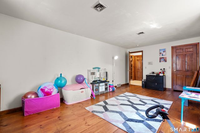 81 Meeting House Road, Haddam, CT 06438