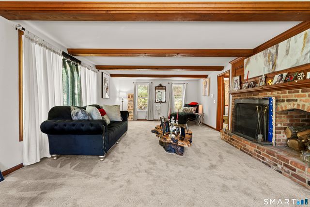 81 Meeting House Road, Haddam, CT 06438