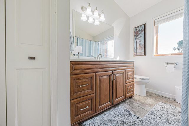 21281 Dovre Road, Detroit Lakes, MN 56501