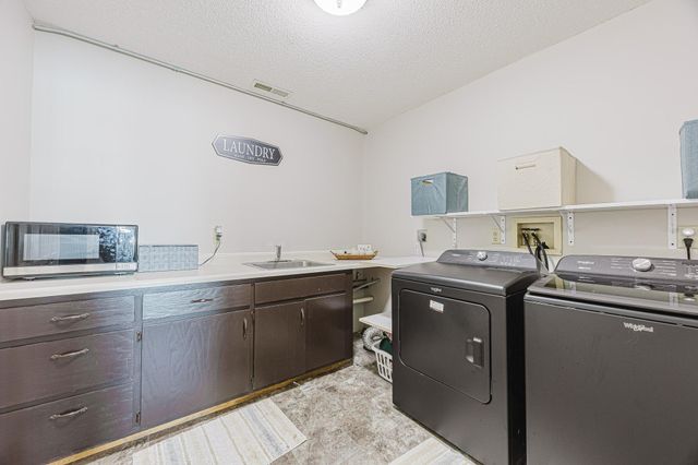 21281 Dovre Road, Detroit Lakes, MN 56501