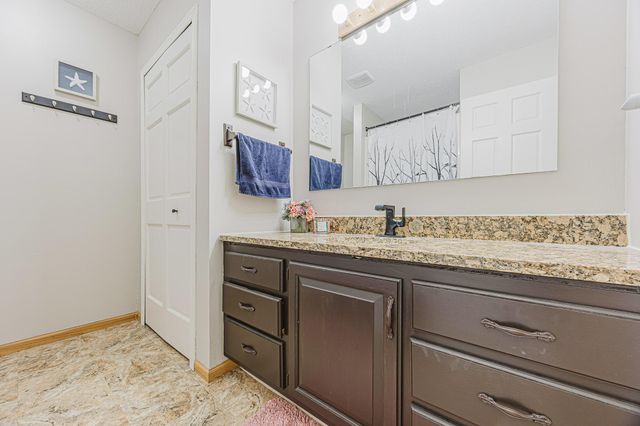 21281 Dovre Road, Detroit Lakes, MN 56501