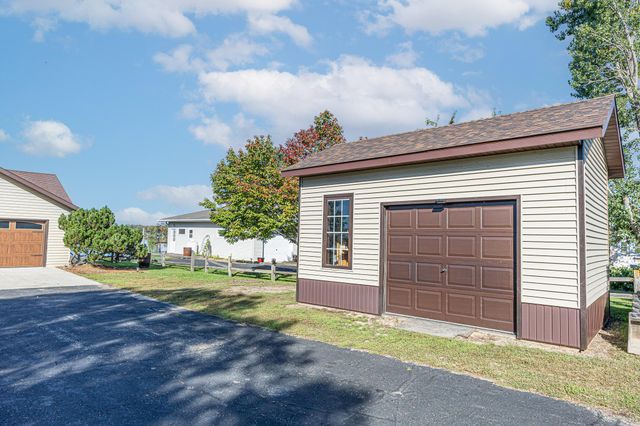 21281 Dovre Road, Detroit Lakes, MN 56501