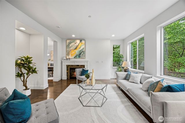 11108 180th Place NE, Redmond, WA 98052