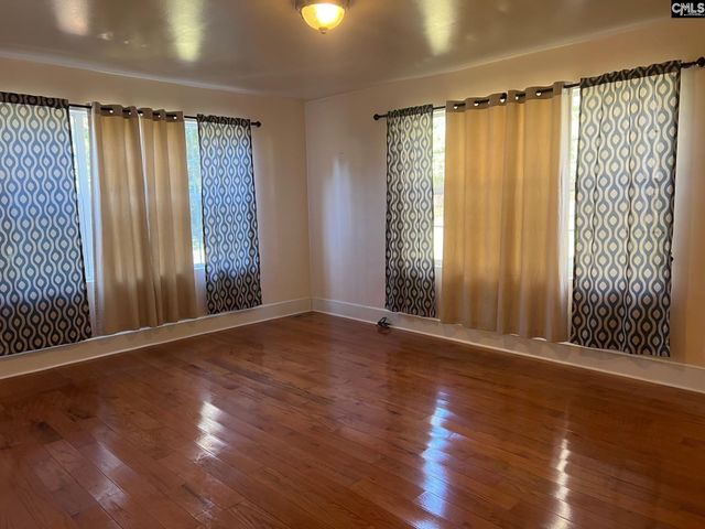 172 S Pine Street, Batesburg, SC 29006